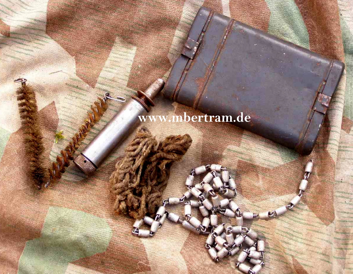 Spätes Wehrmacht RG 34 f. K98, Hst.: cnx und WaA Adler