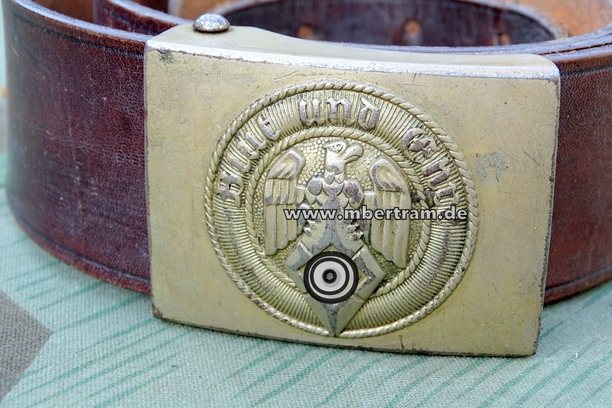 Hitlerjugend Koppelschloss, Eisen, vernickelt, mit Koppel, " RZM M4/46 -Schröder "