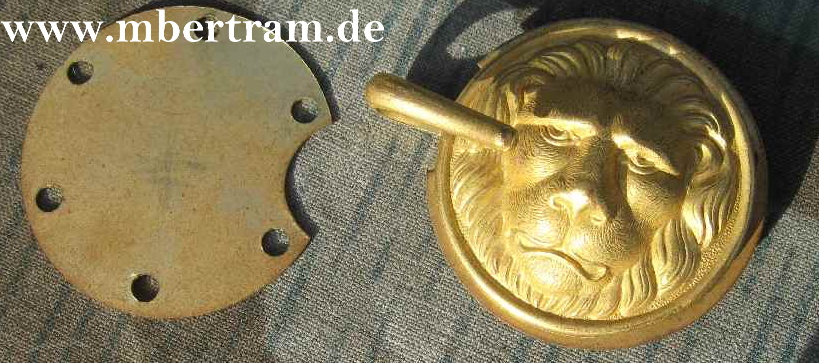 1 Kriegsmarine Beschlag für den Umhang (Spanier)