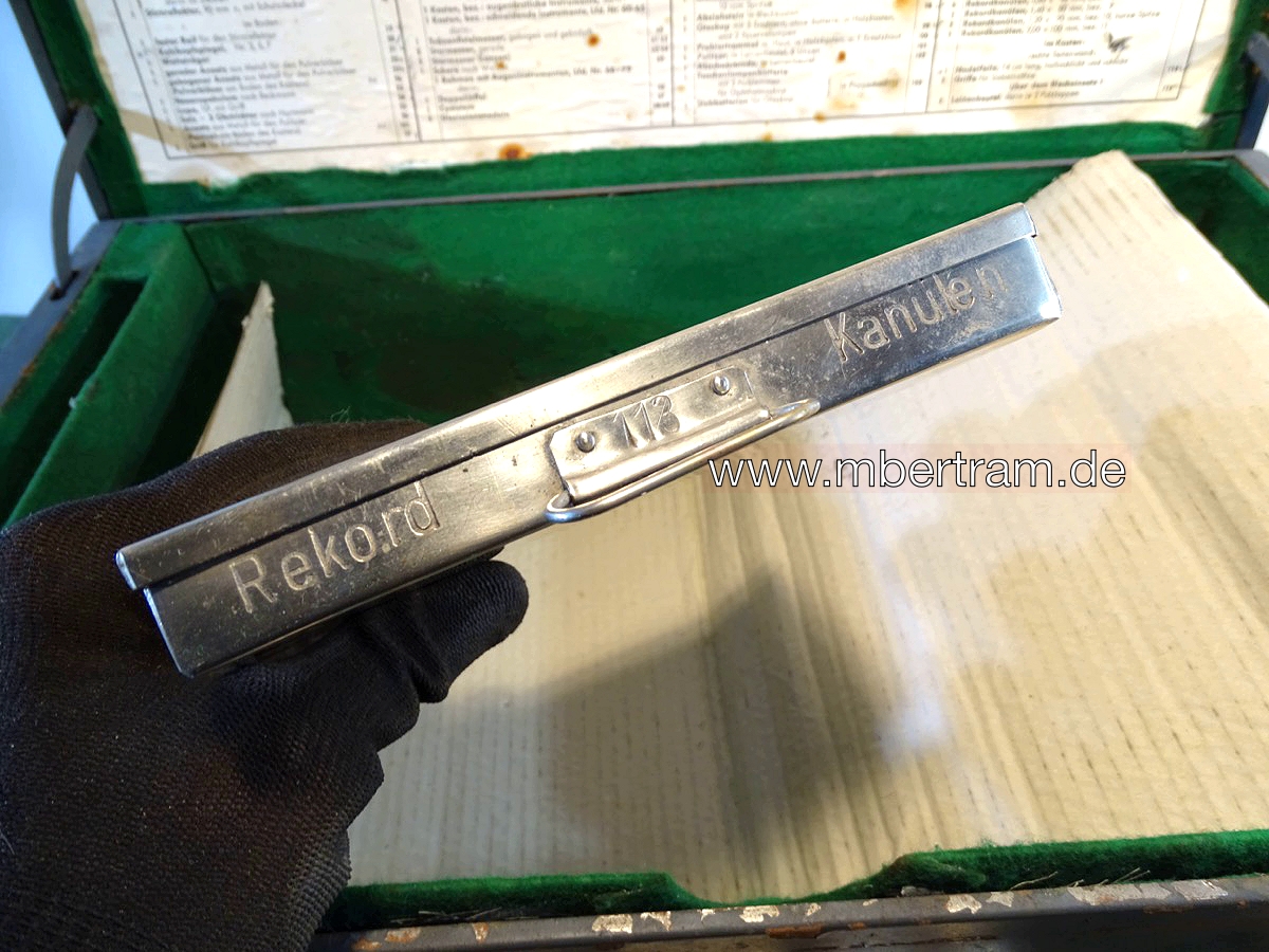 20685-18 Wehrmacht Luftwaffe OP Kiste " Sammelbesteck" LW- Fallsch. Laz. 21 1944",