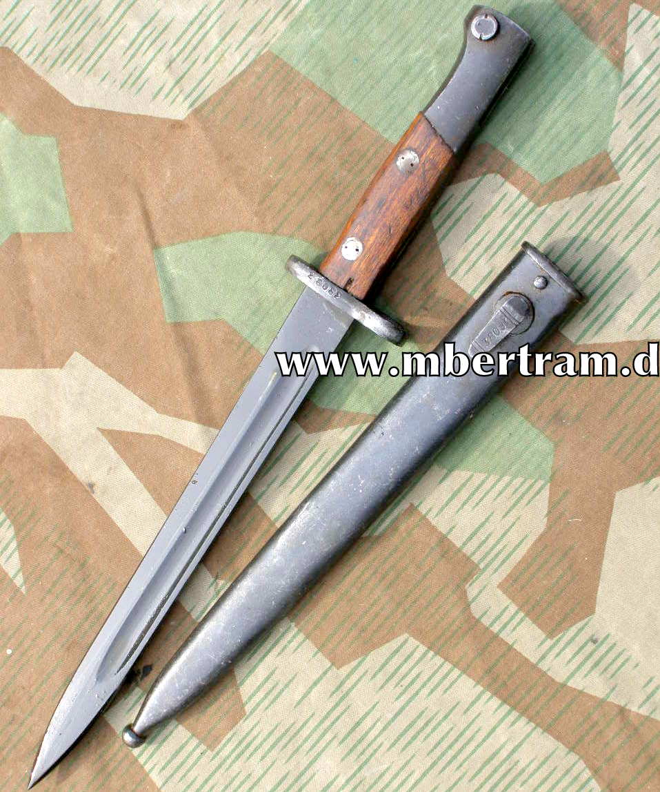 Jugoslavisches Bajonett für K 98, sehr gut erhalten. Nrgl.