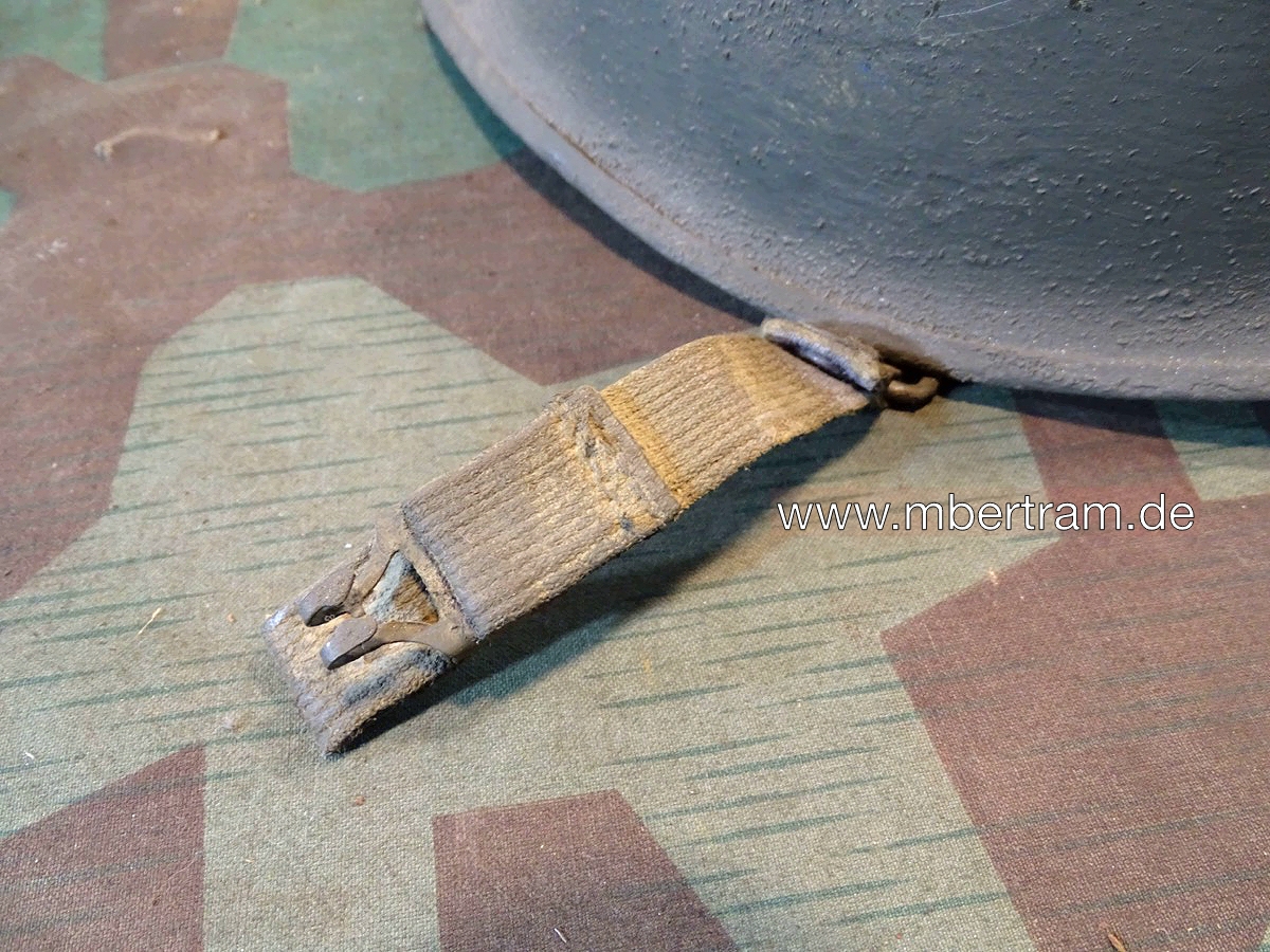 21018-2 US Stahlhelm Modell 2. Weltkrieg Modell 1944. Guter Zustand, MEDIUM