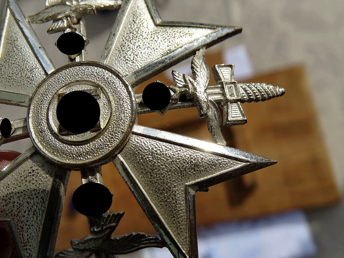 Spanienkreuz in silber mit Schwertern, Buntmetall, versilbert, Hst. 4 -Steinauer, Weitze Rechnung u.- Expertise Spanienkreuz in silber mit Schwertern, Buntmetall, versilbert, Hst. 4 -Steinauer, Weitze Rechnung u.- Expertise