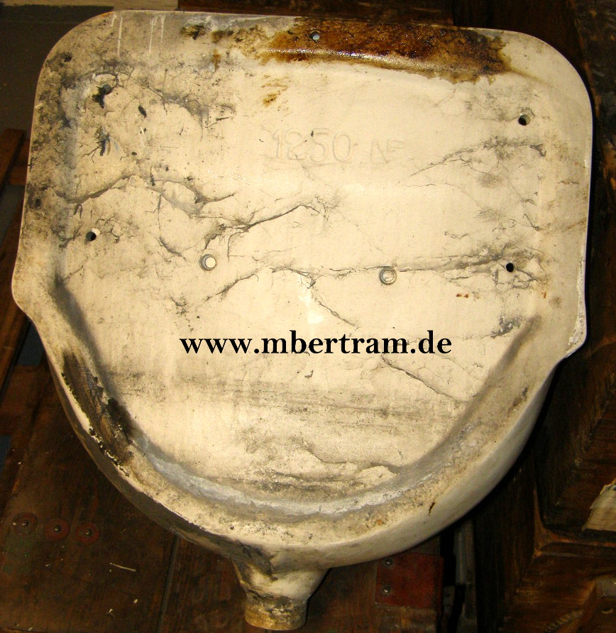 Bunker Arbeitswaschbecken von 1942. ca. 47x53cm