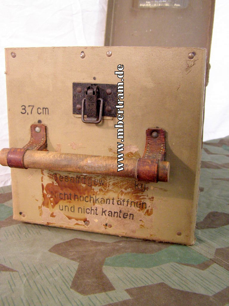 Munitionskiste " 3,7 cm Luftwaffenmunition" Hartpappe