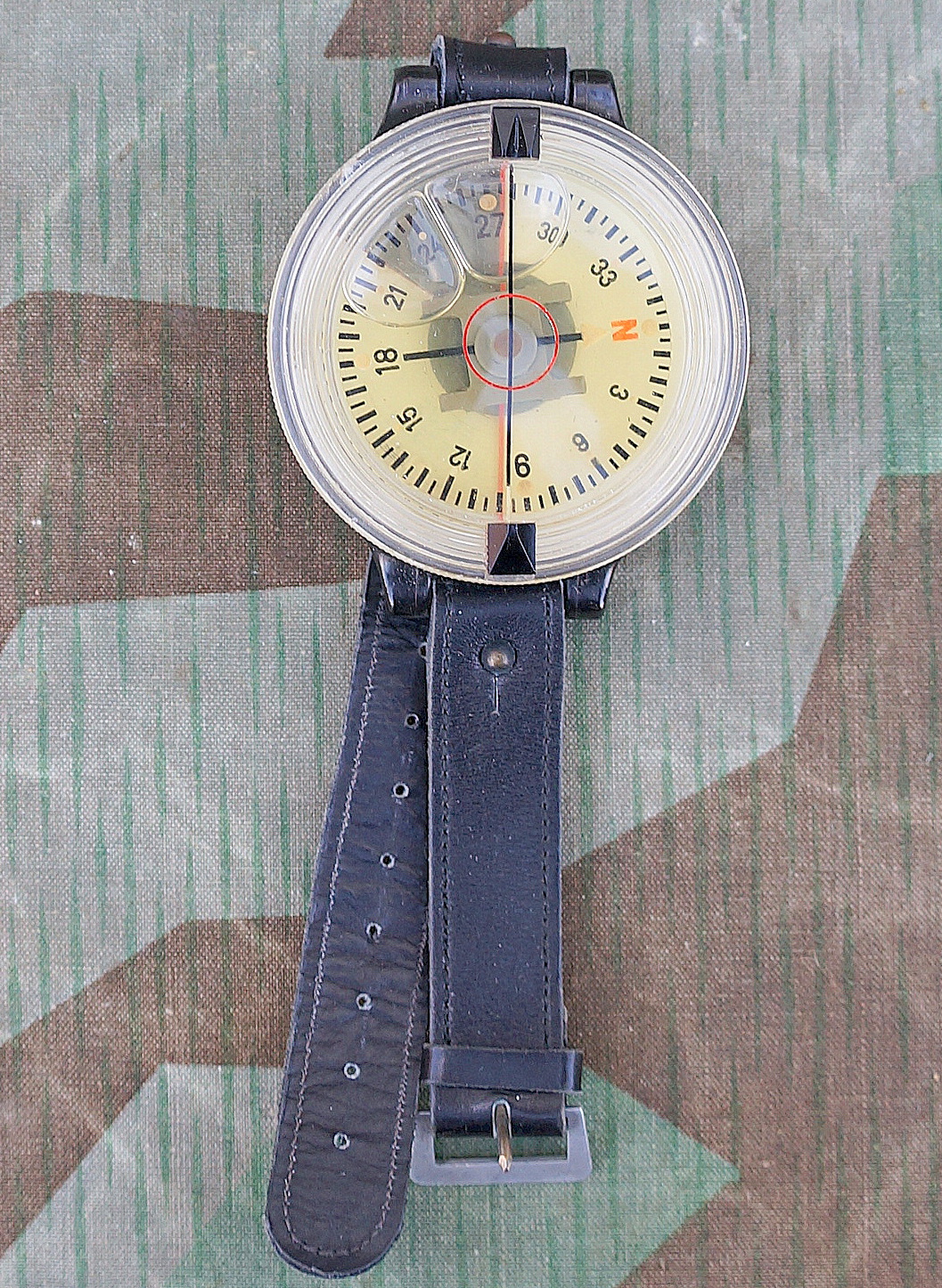 Luftwaffe Flieger Armbandkompass , Modell " AK 39 "