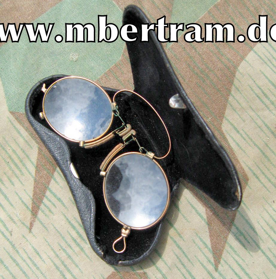 Private Brille ( Kneifer ) mit Blechetui, 1. Weltkrieg