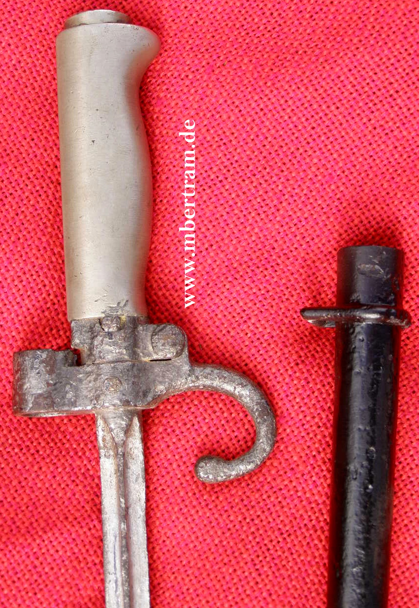Lebel Bajonett M 86, 1. Mod., Neusilbergriff, geb. Parierst.