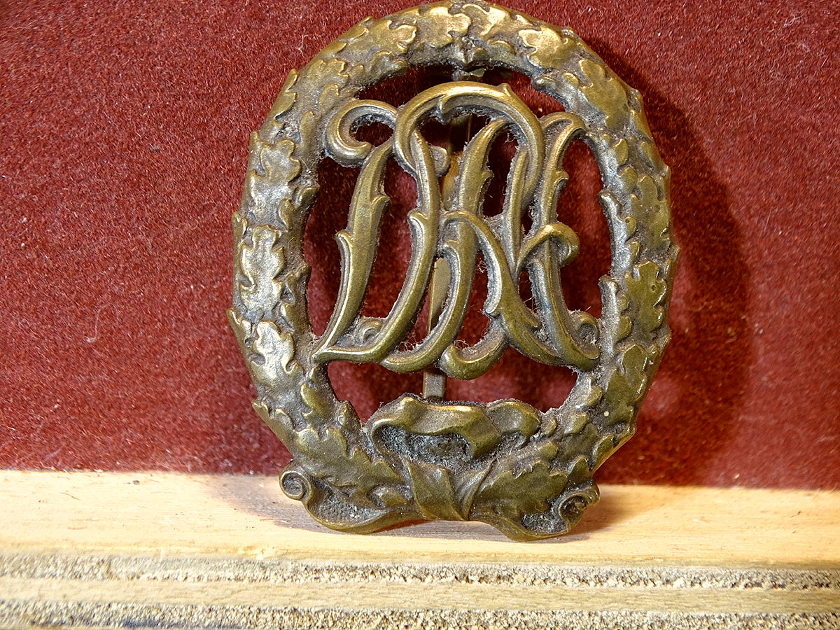 Deutsches Turn- und Sportabzeichen DRA in Bronze, Buntmetall, Wernstein