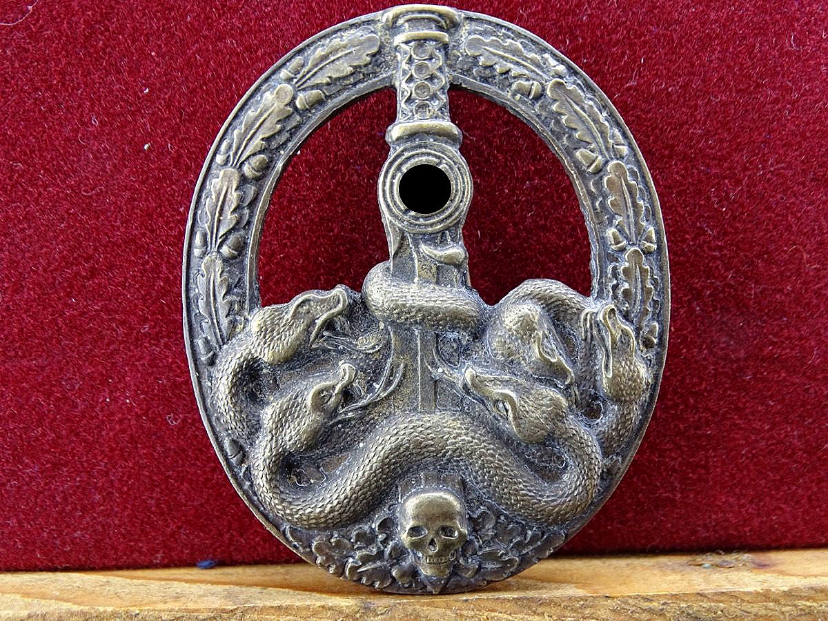 Replik: Bandenkampfabzeichen in Bronze, massive Fertigung, schöne dunkle Patina