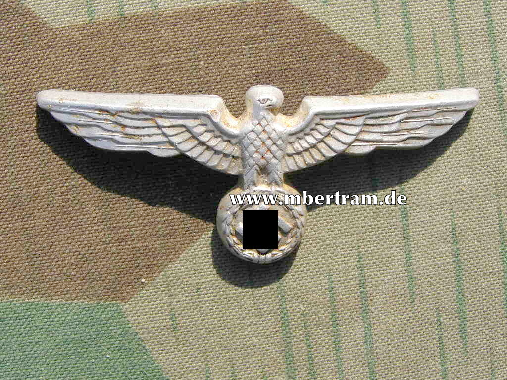 Wehrmacht Mützenadler für die Schirmmütze, Alu