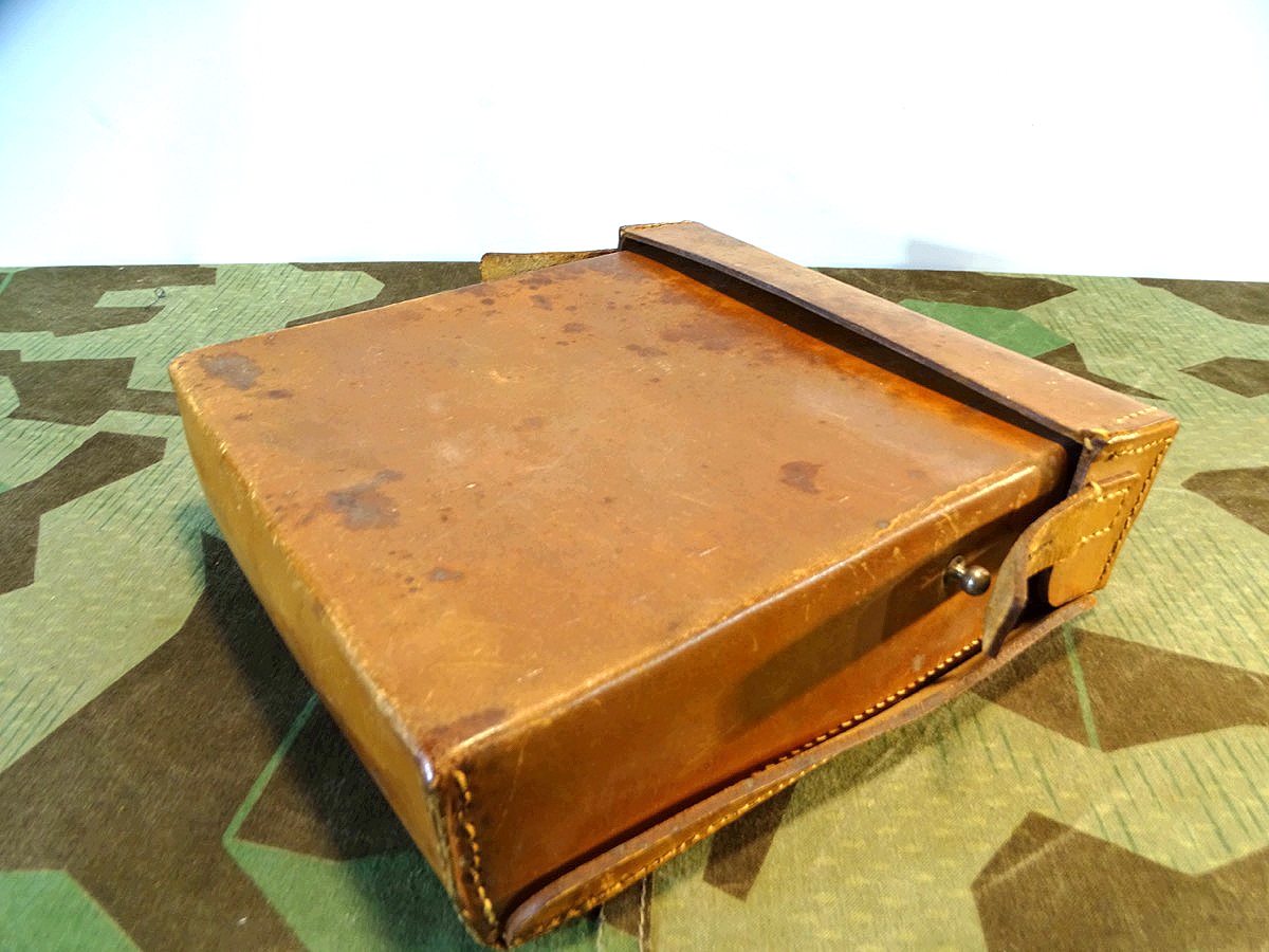 Luftschutz Gastasche, helles Glattleder, Bollmann Tuttlingen 1941
