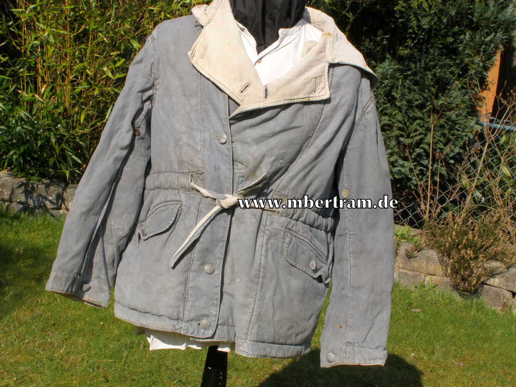 Luftwaffe, Winter-Wende-Tarnjacke weiß/ blaugrau.