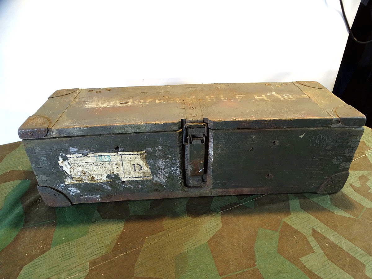 Wehrmacht Munitionskiste " Sonderkartusche 6 Leichte Feldhaubitze 18"
