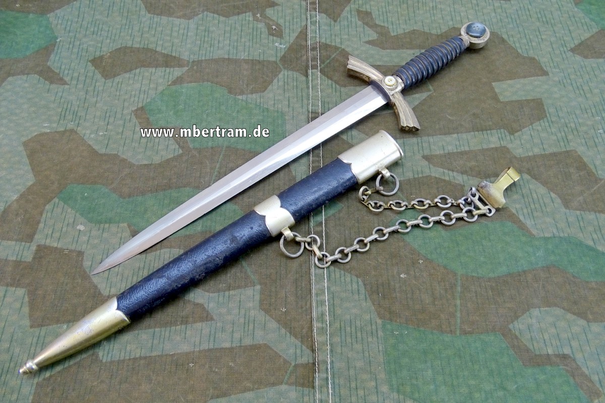 Luftwaffe Offiziersdolch 1. Modell, so genannter "Borddolch" SMF Solingen