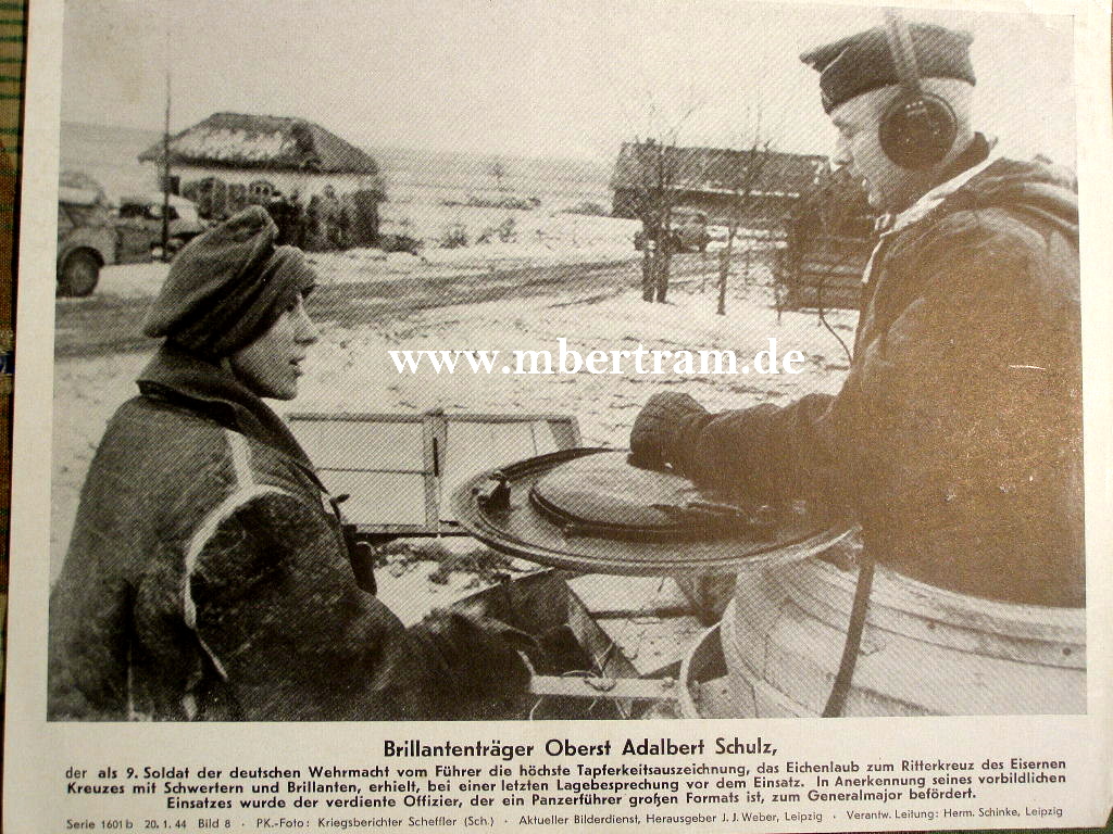 Brilliantenträger Oberst Adalbert Schulz, wird Gen.Maj. 1944