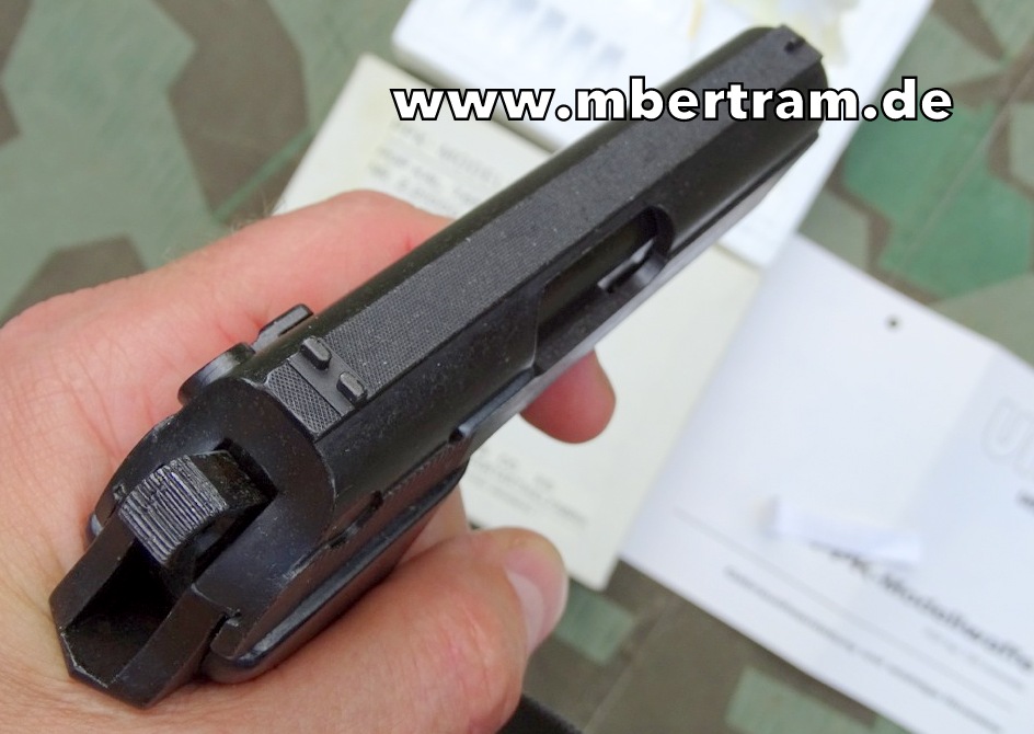Walther PPK Offiziers- und Polizeipistole, 1:1 Modellwaffe aus Metall, Omega Ind.