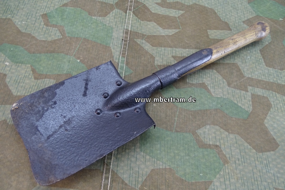 1. Weltkrieg. Kaiserlicher Feldspaten M 1874 Zustand 3