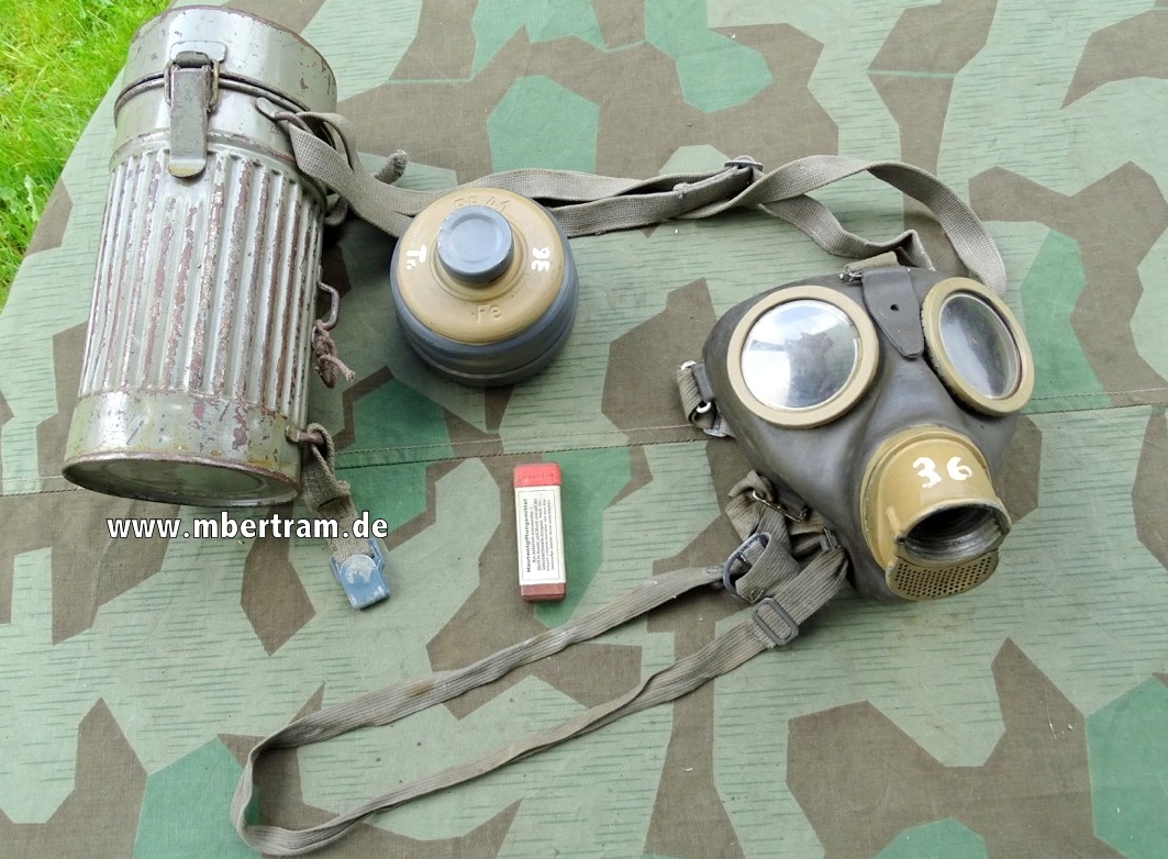Kriegsmarine Gasmaske , Dose, Riemen, Filter, Losantin, tropentauglich, Selten