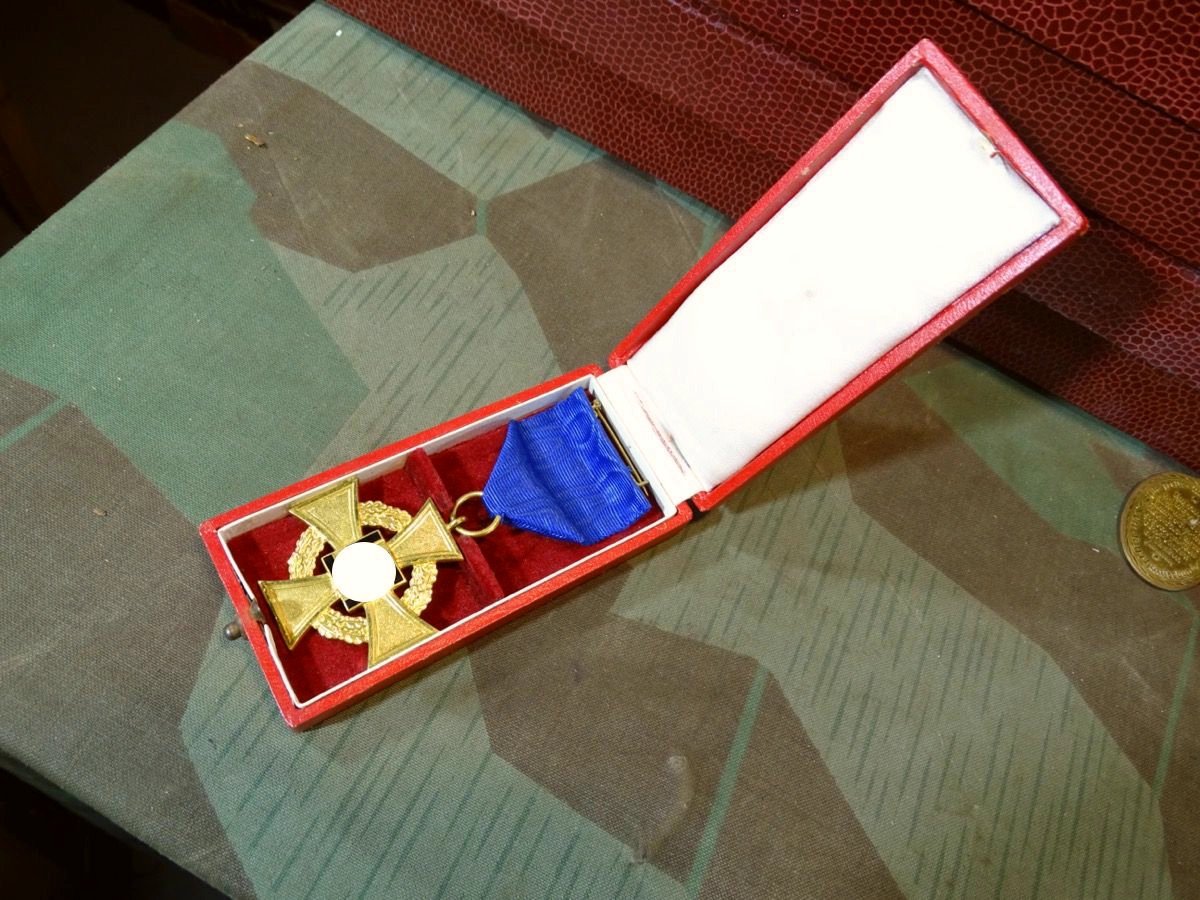 Treudienst-Ehrenzeichen 1. Stufe, 40 Jahre mit Band im Etui