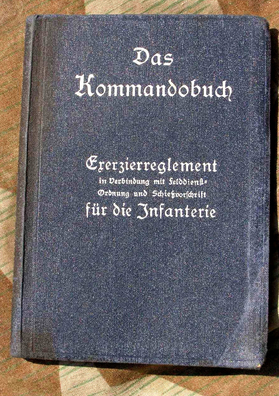 Das Kommandobuch, Exerzierreglement Inf.. Ausgabe 1914