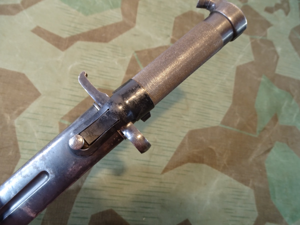 Dolch Bajonett zum Schweden Mauser Gewehr M 1896, Scheide mit Halteclip für Bajonettgriff Dolch Bajonett zum Schweden Mauser Gewehr M 1896, Scheide mit Halteclip für Bajonettgriff