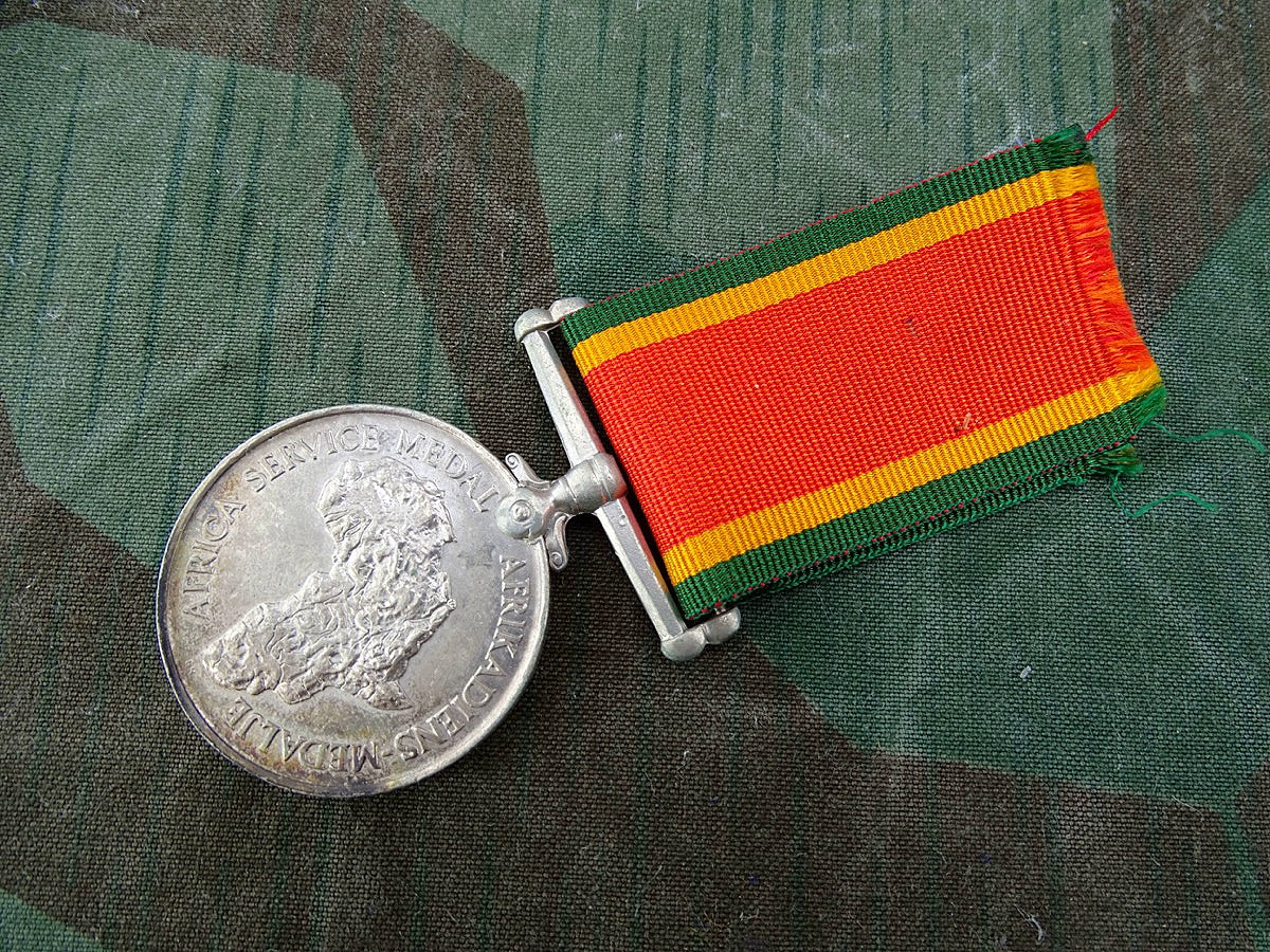 Südafrika : Africa Service Medal, 2. Weltkrieg, Trägernummer C320302, Träger M.Florence