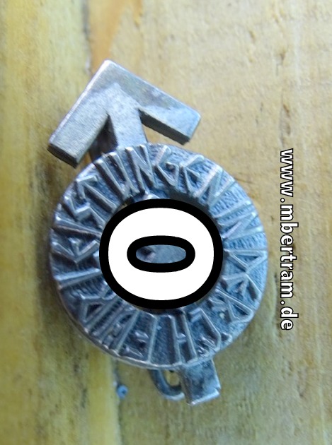 HJ-Leistungsabzeichen in Silber - Miniatur 22 mm, mit Hersteller "RZM M 1/34"