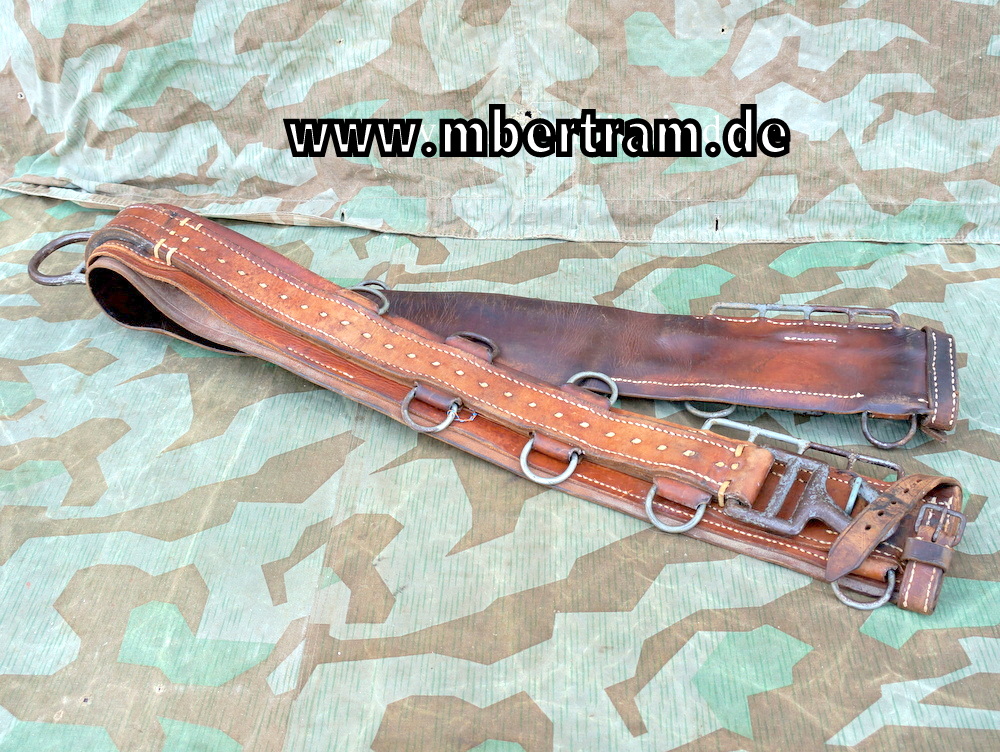 Wehrmacht Kavallerie Sielengeschirr Brustblatt "cny 1944"