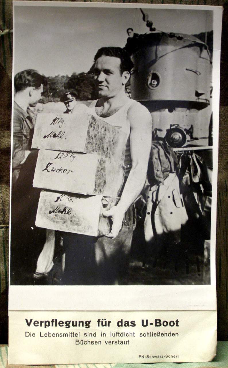 Luftdichte Büchsen als Verpflegung für das U-Boot 17x24
