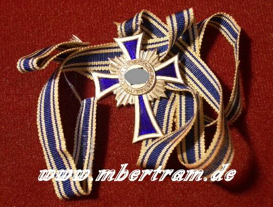 EHRENKREUZ DER DEUTSCHEN MUTTER , SILBER MIT BAND