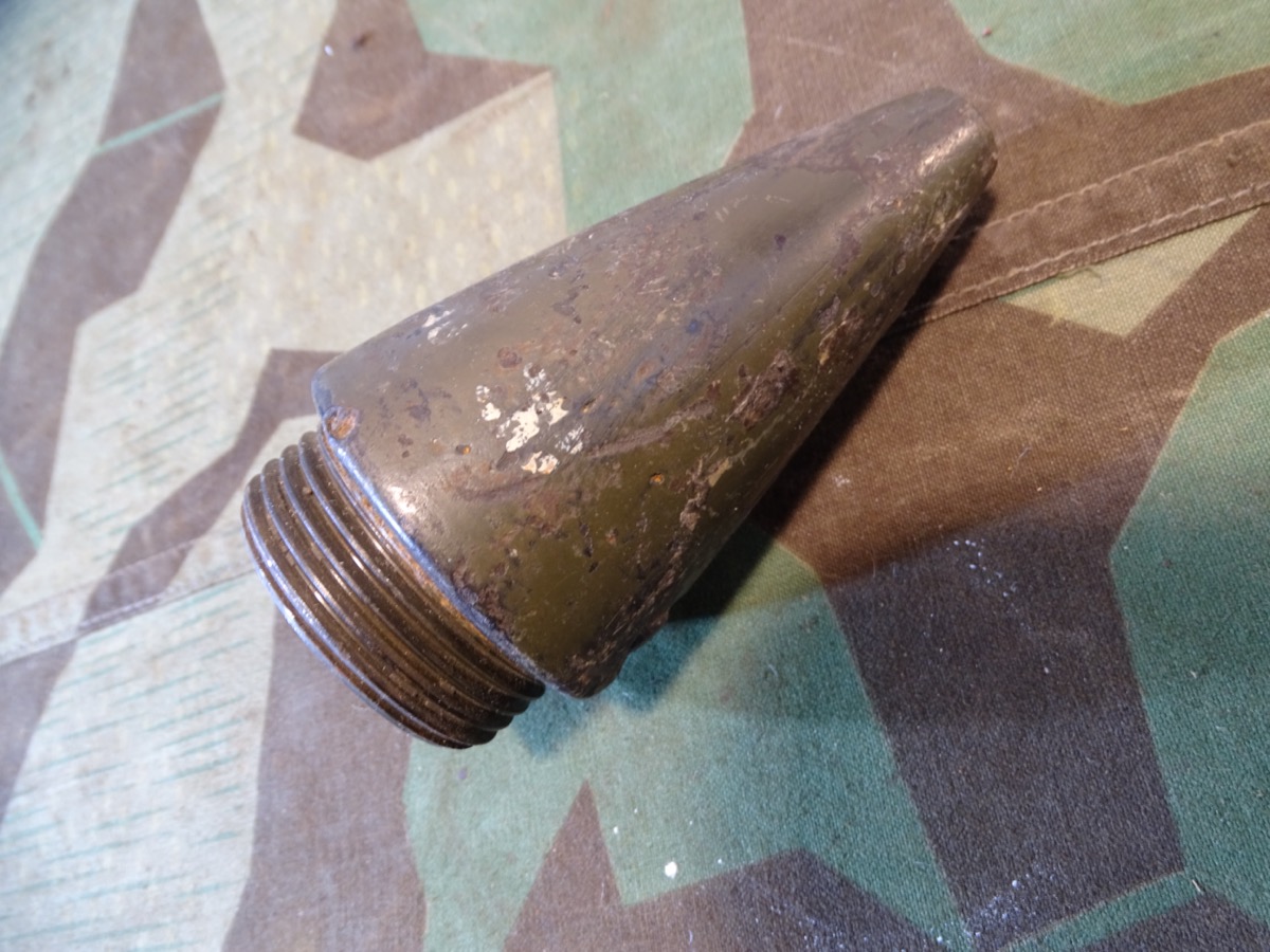 Deko AZ 23 Zünder für 8,8 cm  für Deko Sprenggranate, z.B. 8,8 cm, feldgrau mit WaA Adler Deko AZ 23 Zünder für 8,8 cm  für Deko Sprenggranate, z.B. 8,8 cm, feldgrau mit WaA Adler