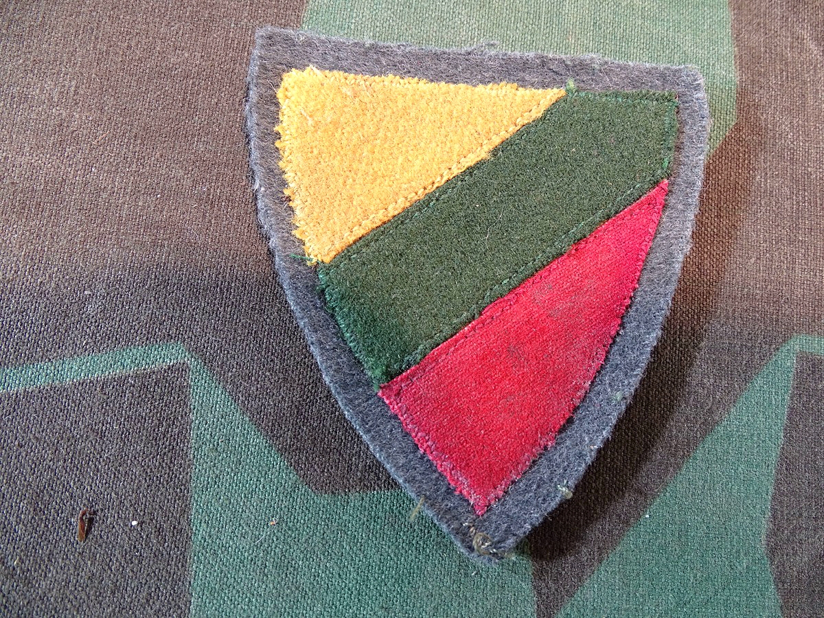 Wehrmacht Heer Ärmelschild für Freiwillige Litauen, 1. Modell, handgenähte Ausführung, getragen 