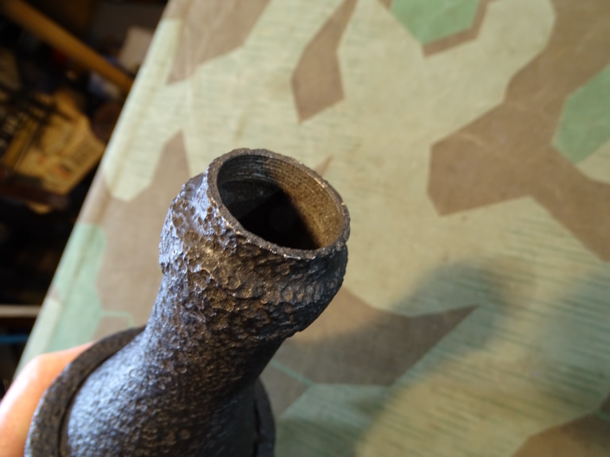 Panzerschreck Rakete ( Raketenpanzerbüchse 54 / Ofenrohr ) mit seltenem Übungs Gefechtskopf.