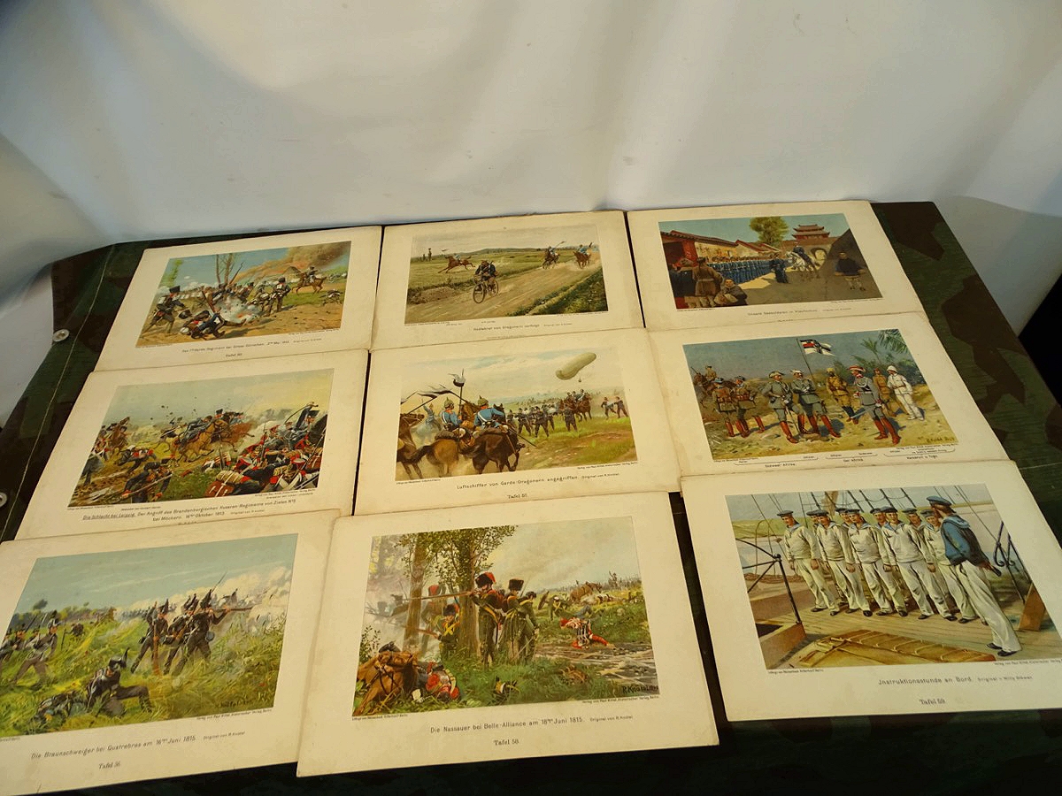 Bildersatz von 22 Knötel Uniformstudien in bunt, ca. Din A 4 , um 1918.  Bildersatz von 22 Knötel Uniformstudien in bunt, ca. Din A 4 , um 1918.