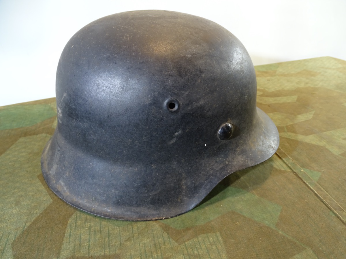 Wehrmachts Stahlhelm  M 40 " clk 62" weiterbenutzt bei Feuerwehr. Seltene Größe