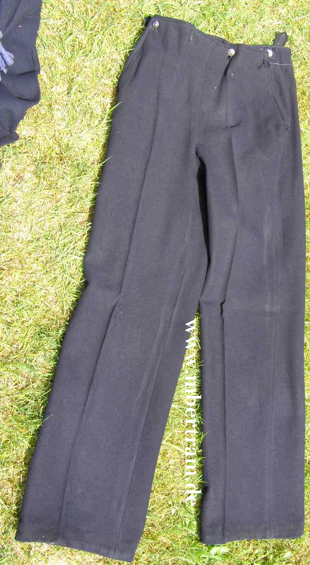 10045-12 Marine HJ Marinebluse, Kieler Kragen, Knoten, Schlaghose.