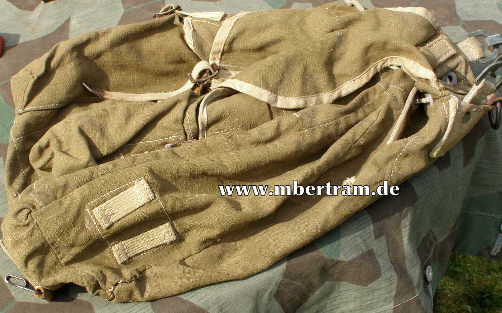 Afrikakorps Rucksack mit Webberiemung um 1941