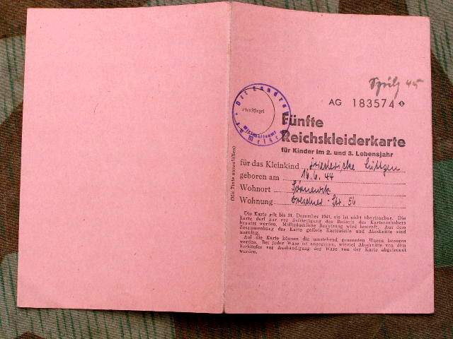 Fünfte Reischskleiderkarte , f. F. Lüttgen, 16.06.1944