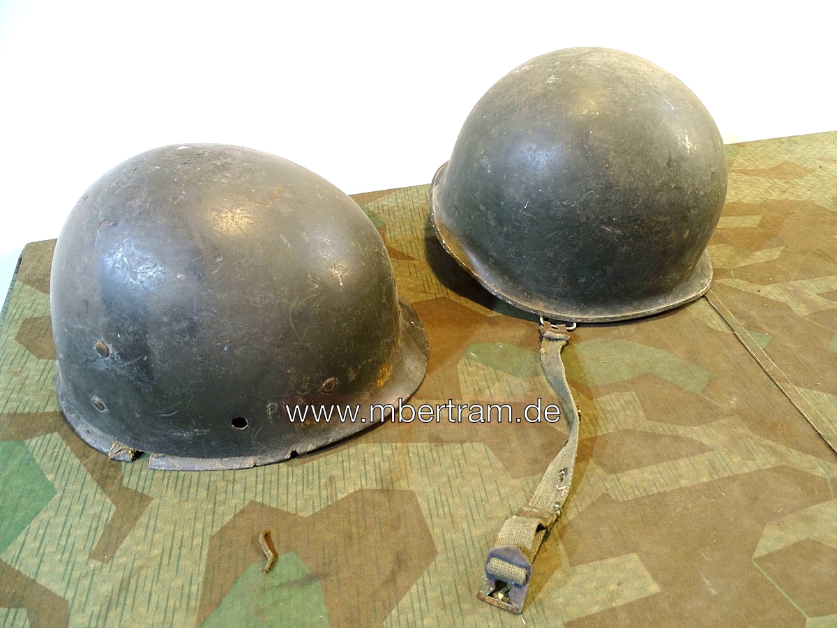 US Stahlhelm Modell 2. Weltkrieg Modell 1944. Getragener Zustand, Originallack.