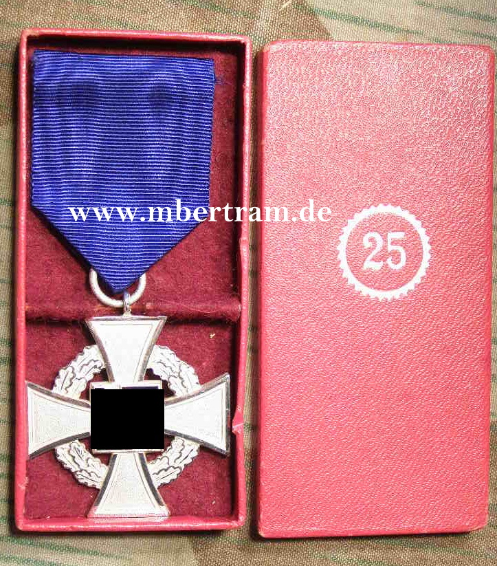 TREUDIENST- EHRENZEICHEN für 25 JAHRE, SILBER, ETUI