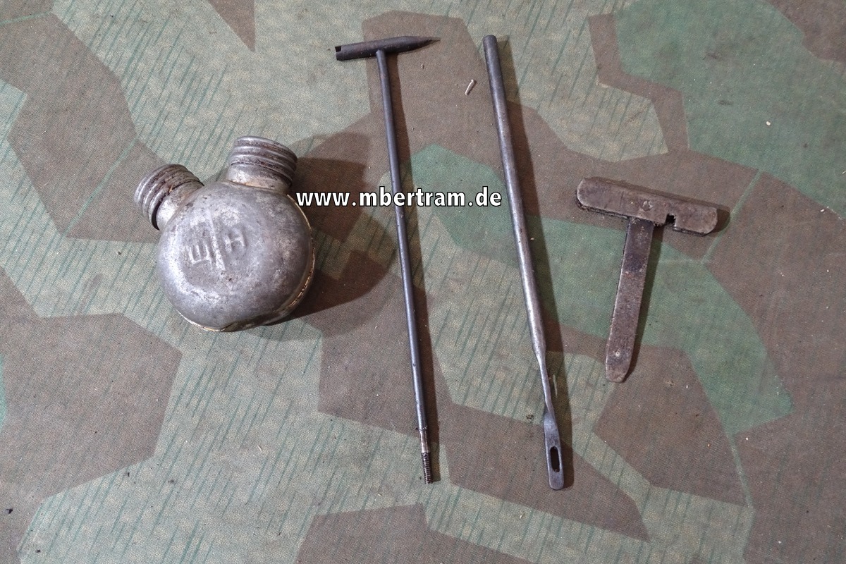 Putzset PPSH 41 / PPS 43 mit rundem Öler, Stock mit Reinigungsschaber
