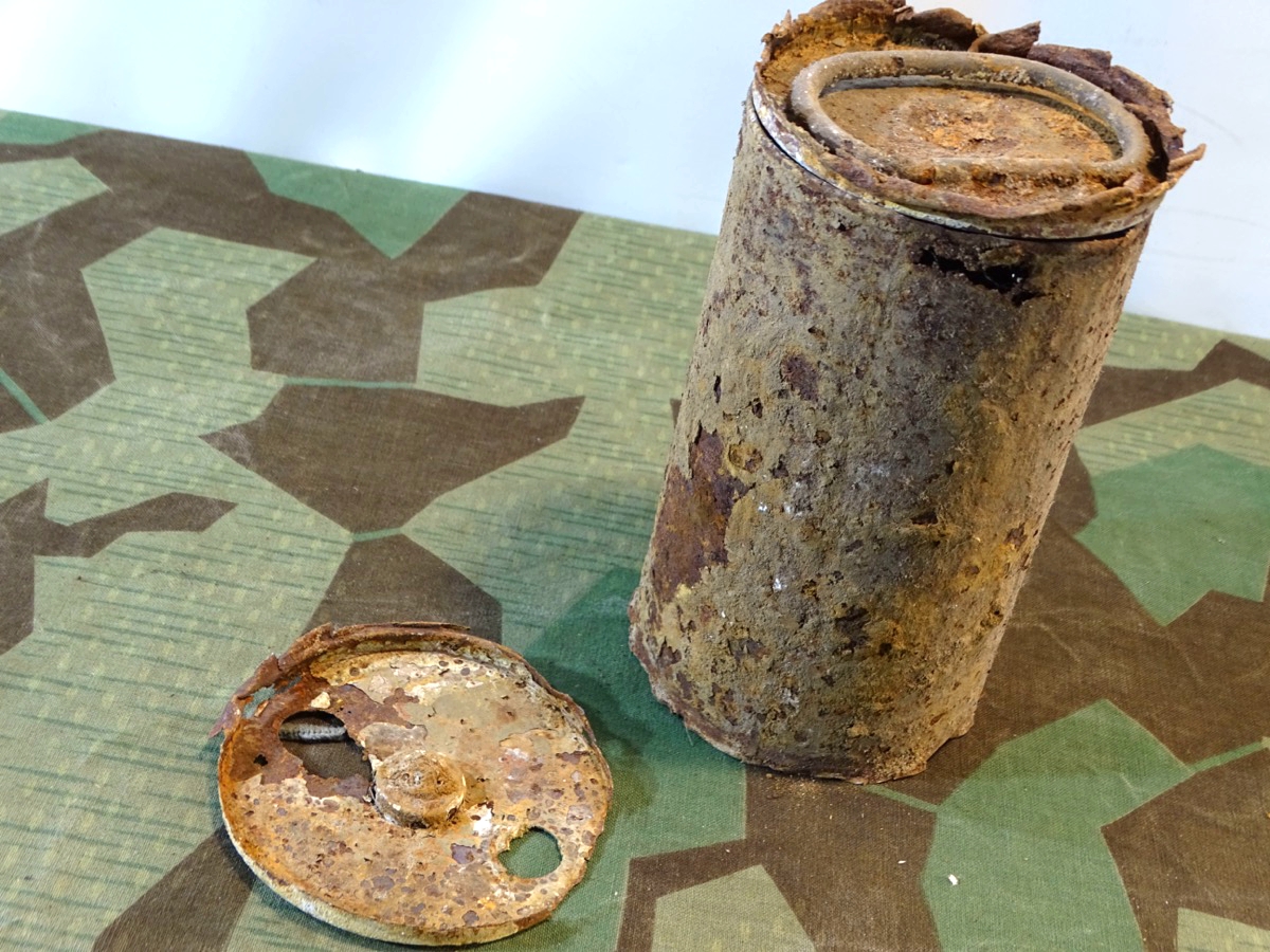 Deko Nebelkerze / Nebeltopf Wehrmacht, unrestauriert, seltenes Pionier Ausrüstungsteil