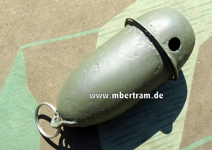 Deutsche  Wehrmachts Deko Nebel Eier Handgranate 42