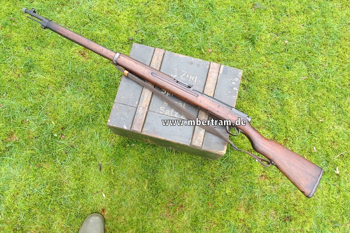 Japanisches deko Gewehr Modell Arisaka 97, ca.1937, Riemen, ca. 120cm