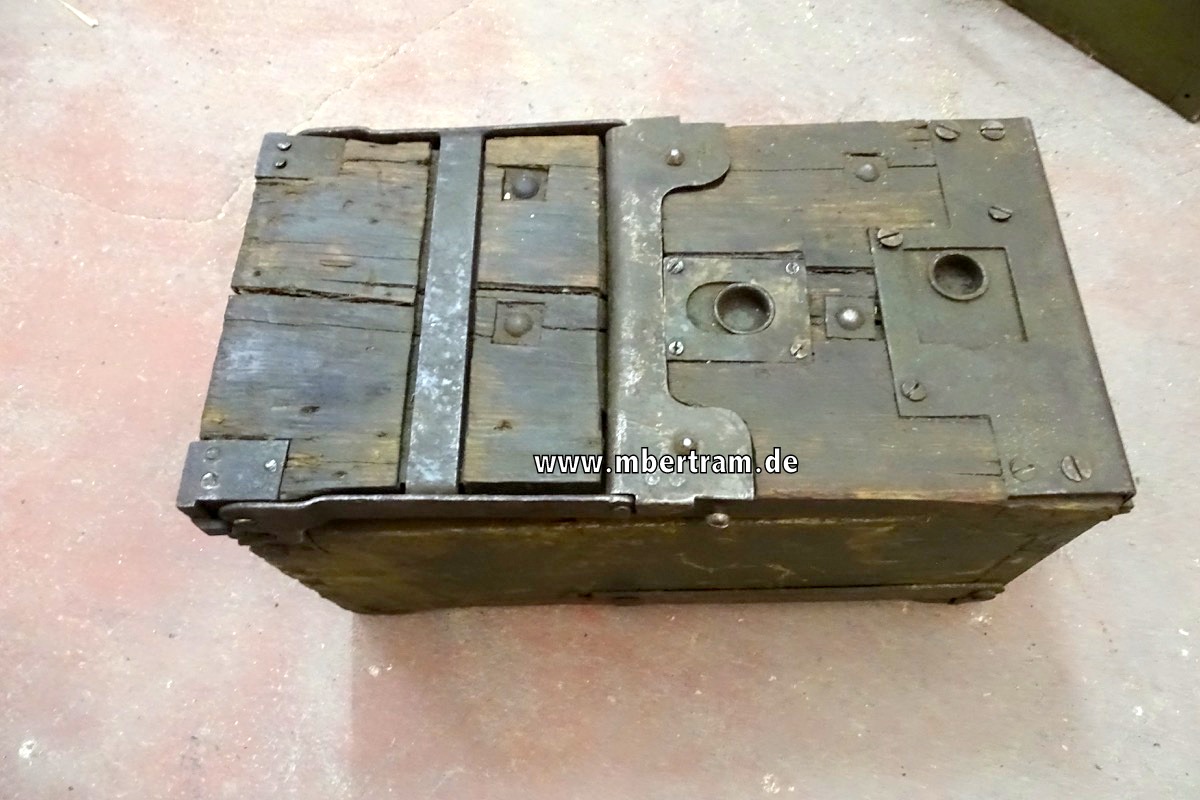 13015-12 Deko MG Schwarzlose 07/12, 1. Weltkrieg mit Lader und 2 Gurtkästen, Selten !