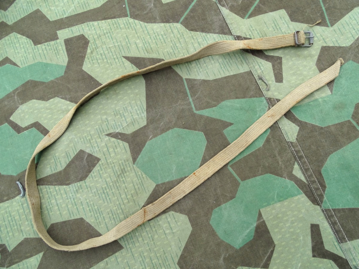 Packriemen aus Webmaterial Wehrmacht. Ca. 107 cm. 