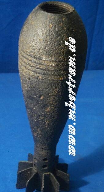 Russische 8cm Werfergranate o. Zünder. "Deutsche Beute"