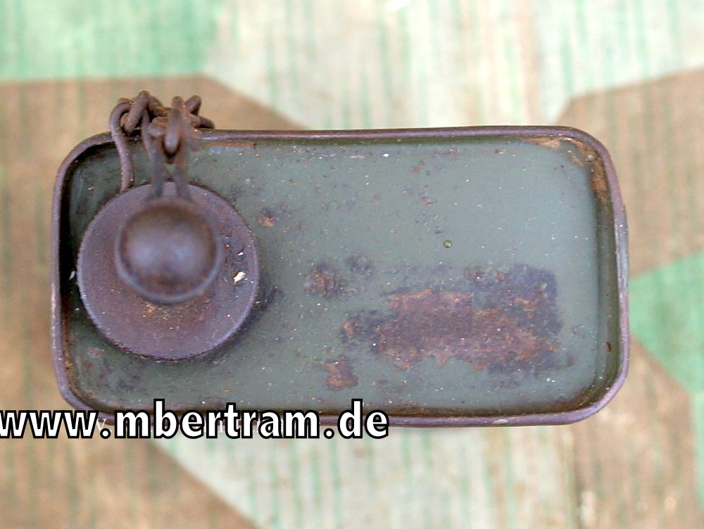 Britisch MG Vickers Ölbehälter