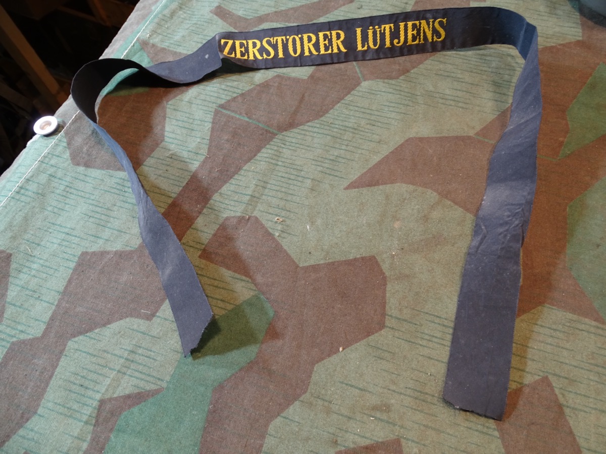 Bundesmarine Mützenband, "Zerstörer Lütjens"